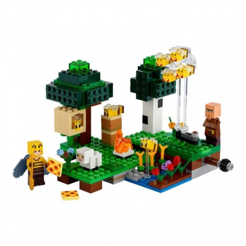 LEGO Minecraft - The Bee Farm (21165)